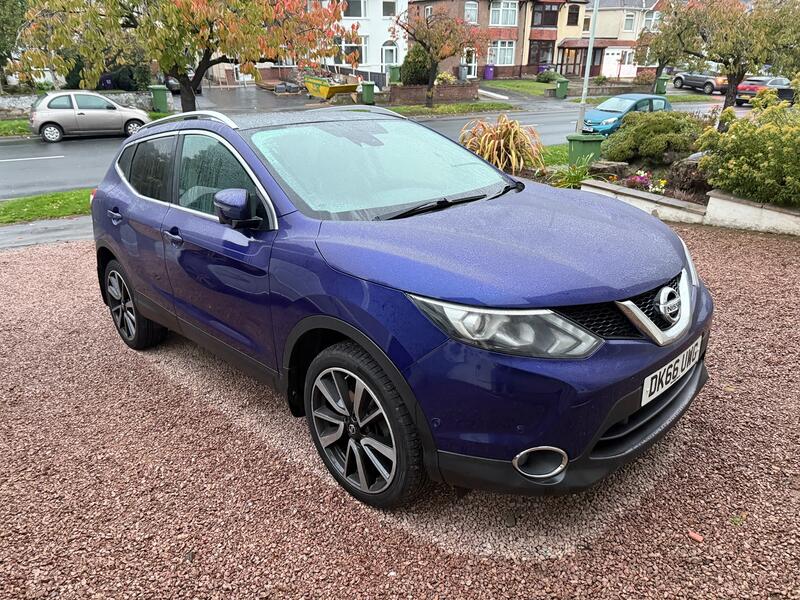 NISSAN QASHQAI 1.5 dCi Tekna